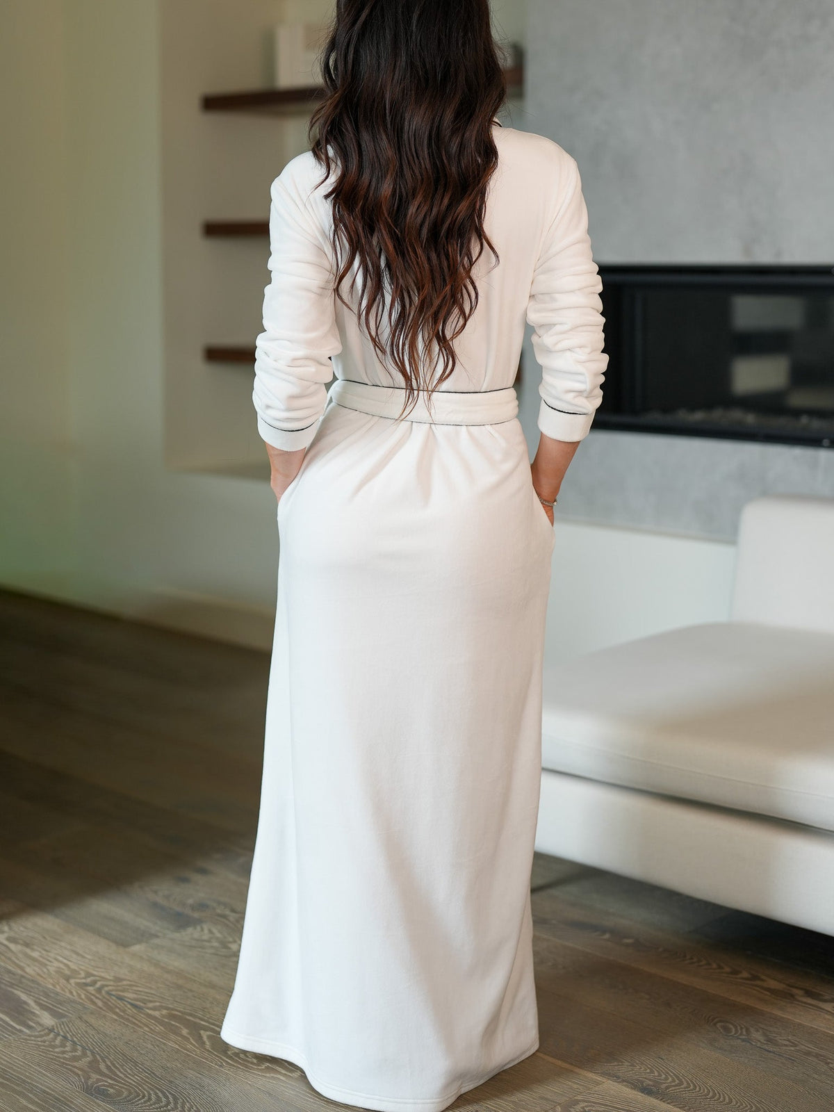 The Rich Aunt Robe Sexy Little Robe